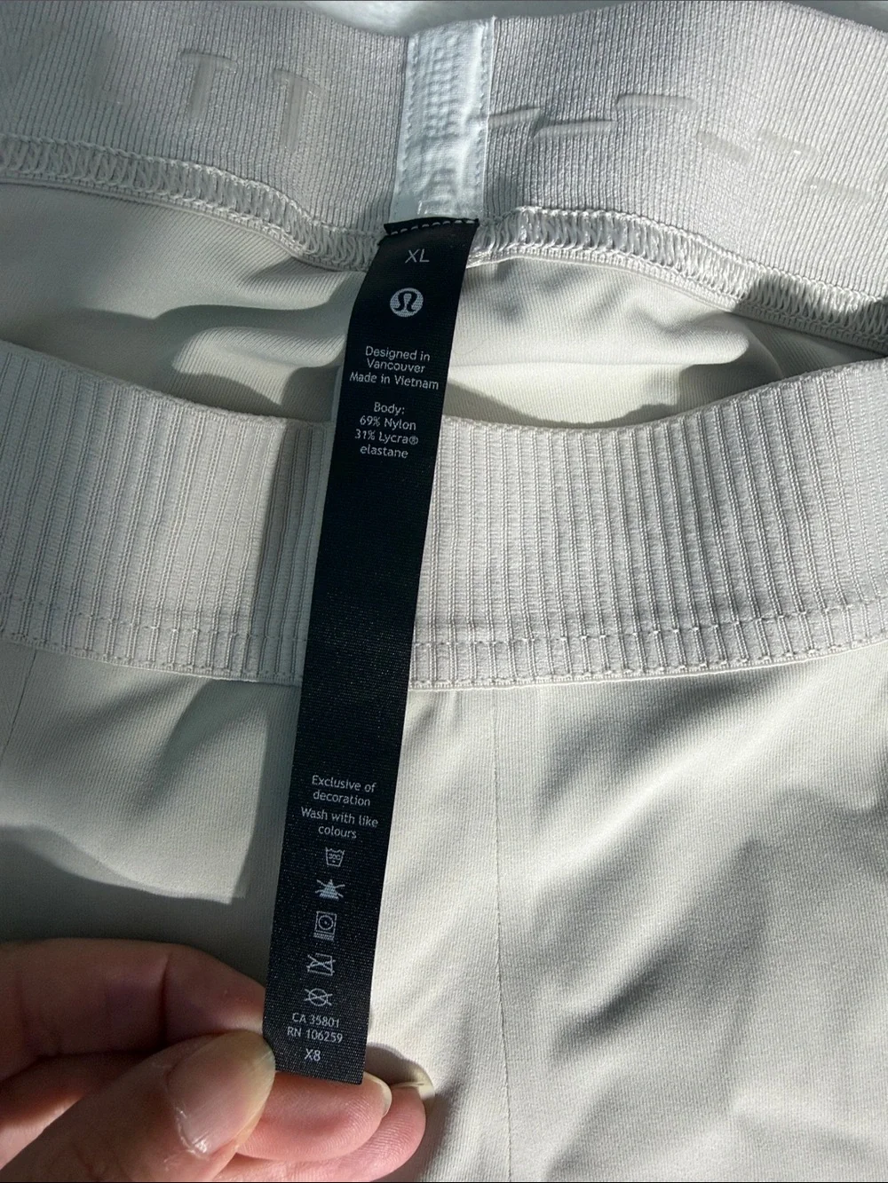 lululemon Men's Light Cream Compression Leggings License to Train XL